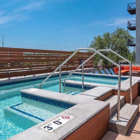 Large Downtown 2Br -Hot Tub-Downtown! Apartman Des Moines Kültér fotó